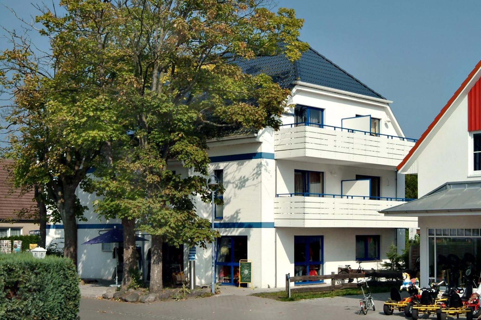 Appartmenthaus Central Fw 15 Zingst Buitenkant foto